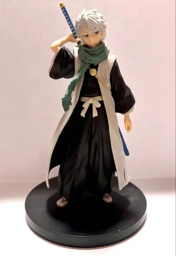 BLEACH 히츠가야 토시로 피규어