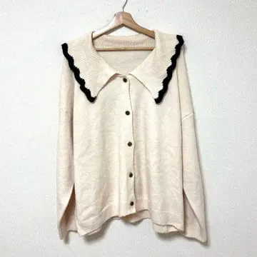 미사용 새상품 프릴 니트 가디건 4XL