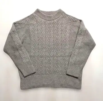 루엔로즈 캐시미어 케이블 짜임 스웨터 L 사이즈