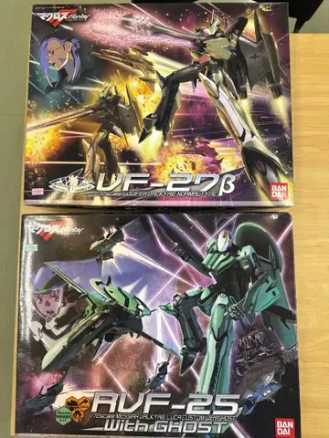 마크로스 프론티어 프라모델 세트