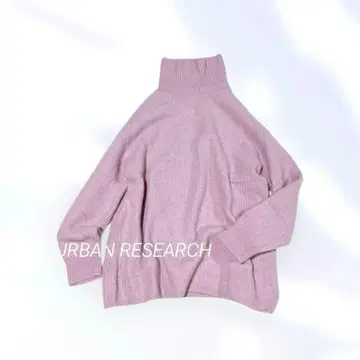[ 새상품급 ] 어반 리서치 하이넥 니트 오버 사이즈 라벤더 핑크