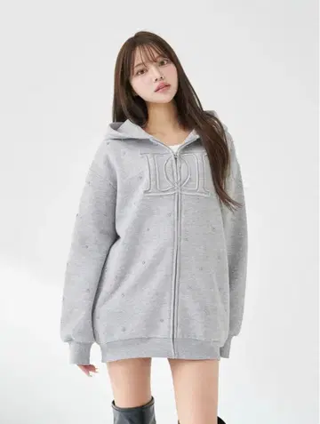 미사용 새상품 darich DD 로고 비쥬 지퍼 후드티