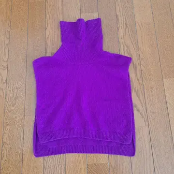 새상품급 COS 캐시미어 퍼플 터틀넥 니트 베스트