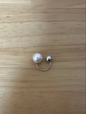 펄과 메탈의 이어커프