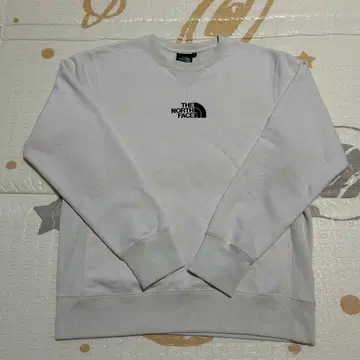 THE NORTH FACE 화이트 크루넥 맨투맨 M