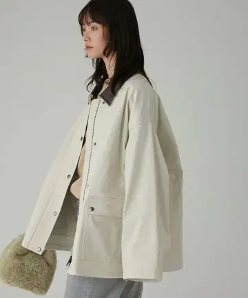 [ 새상품 ] BABYLONE 아이보리 자켓