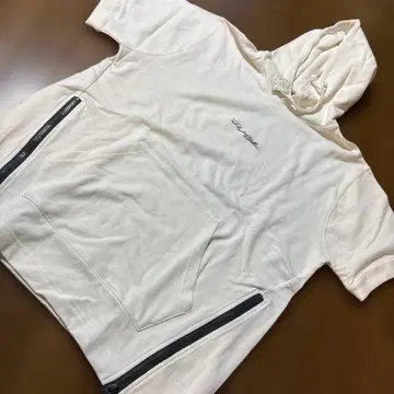 Perfect Yellow 후드 부착 후드티 화이트