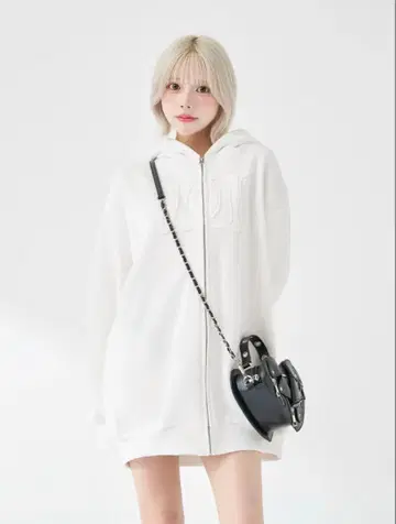 Darich 아플리케 DD 로고 후드티