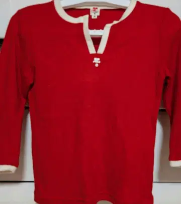 쿠레쥬 로고 빈티지