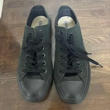 Converse 블랙 로우컷 스니커즈