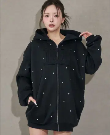 미개봉 새상품 Darich DD 로고 비쥬 지퍼 후드티 블랙