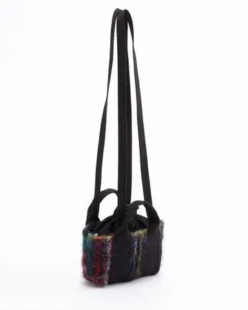 새상품 MUUN 샤기 미니 숄더백 정가 20900엔