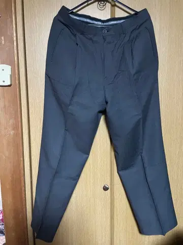 ARMANI 다크 그레이 슬랙스 46