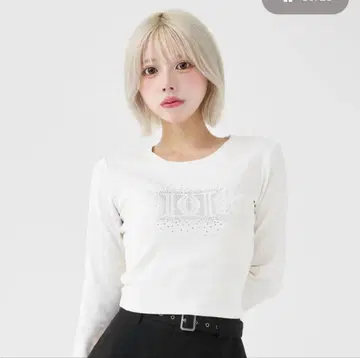 다리치 샤이니 DD 로고 컴팩트 롱 티셔츠 화이트