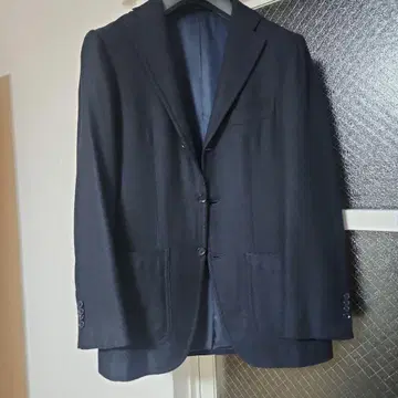 브리라페르일 구스토 네이비 테일러드 자켓 size 44