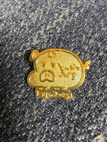 오사카 간사이 만박 돈카츠 노구치 금 골드 핀 배지