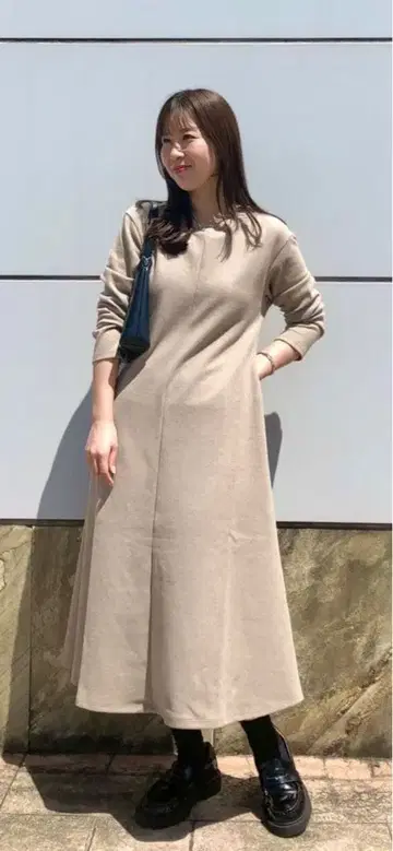 택 포함 미사용 새상품 유니클로 브러쉬드 저지 원피스 XS 사이즈