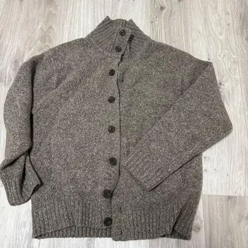 새상품급 UNIQLO 유니클로 수플레얀 니트 스웨터 사이즈 M