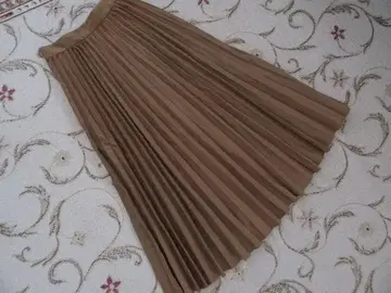 새상품급 DouDou*사용 가능한 백스킨풍 플리츠 롱 스커트 36