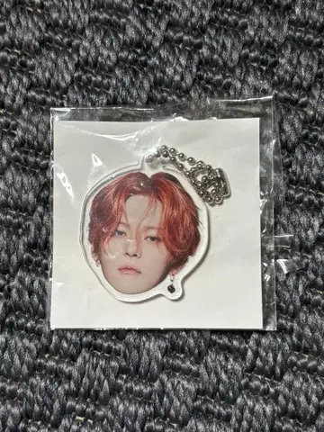 treasure 요시 얼굴 아크릴 키링