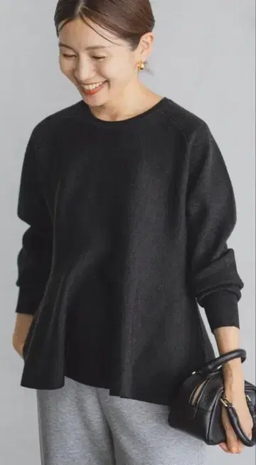 IENA 슈퍼 파인 스무스 플레어 풀오버