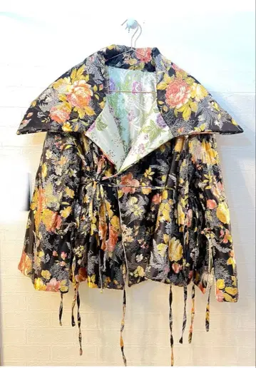 아차츄무 코트 자켓 리버서블 충전솜 아우터 자수 새상품급