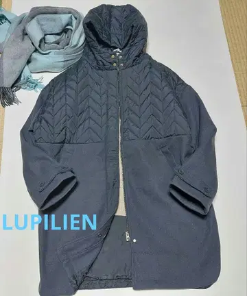 컨디션 최상 LUPILIEN 퀼팅 후디 절개 코트 아우터 바이컬러