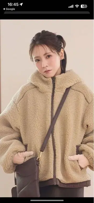 시마무라 yumi 베이지 플리스 후드 부착 자켓