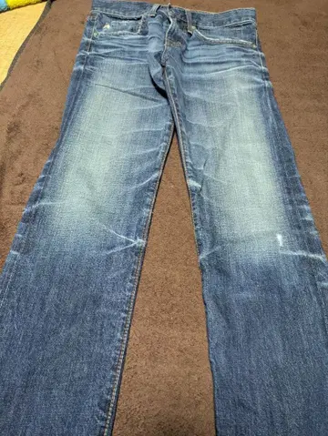 AG 블루 데님 스트레이트 팬츠