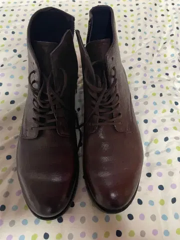 다크 브라운 지퍼 부츠