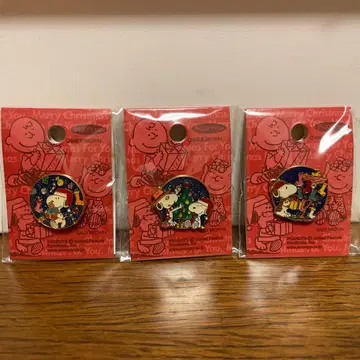 스누피 타운 크리스마스 핀 배지 3개