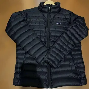 patagonia 블랙 다운 자켓 M
