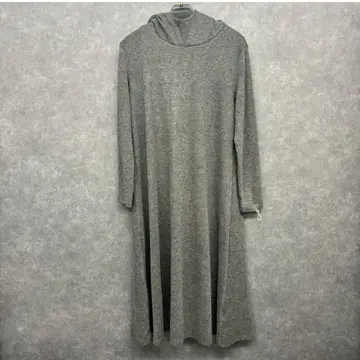 후드 부착 롱 원피스 그레이 조우고양이 채널