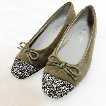 새상품급 다이애나 플랫 펌프스 글리터 스웨이드 리본 23.5cm