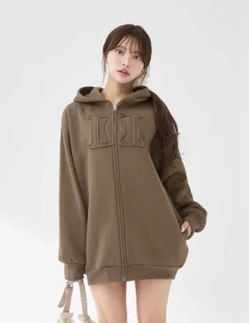 [ 미사용 새상품 ] 아플리케 DD 로고 후드티