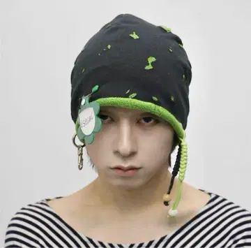 isecai 비니 Whimgy Beanie BLACK x Green