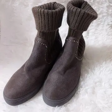 미사용 새상품 MUUM ML7868 그레이 L 예쁜 멋진 슬림 레그