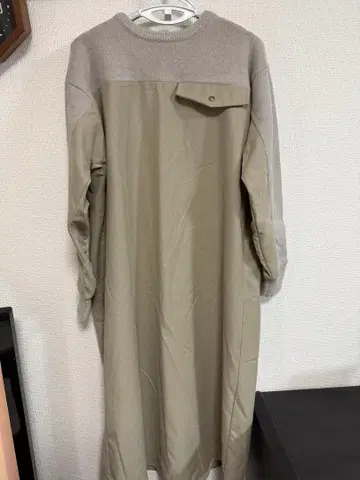 Jena espace merveilleux 원피스 절개 원피스