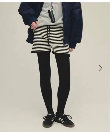 새상품 지나시스 [ eL ] 12G fluffy short pants