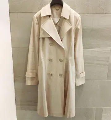새상품급 로즈 티아라 핑크 베이지 트렌치코트 42