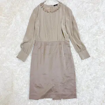 보쉬 BOSCH 비쥬 베이지 긴팔 무릎 기장 원피스