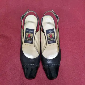 MIHAMA 블랙 슬링백 힐