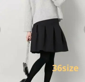 NOBLE 메모리 더블 크로스 박스 턱 스커트