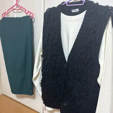 lepsim 3.5 게이지 루프 BIG 베스트와 팬츠 코디