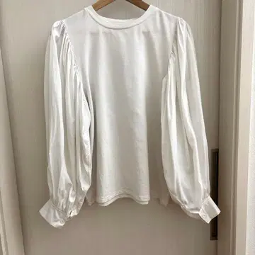 MICALLE MICALLE 퍼프 슬리브 블라우스