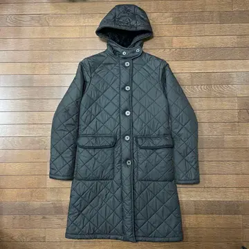 매킨토시 보아 타입 후드 퀼팅 코트