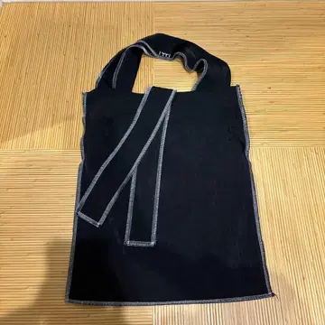 ITTI 블랙 토트백