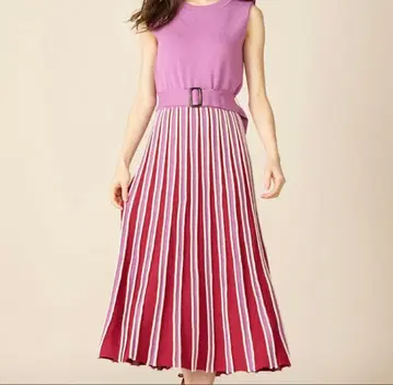 겨울 세일 특가 MIIA 보라색과 빨간색 스트라이프 니트 플리츠 원피스