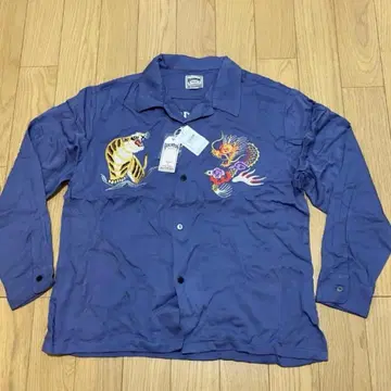 새상품 택 포함 HOUSTON 휴스턴 수베니어 셔츠 스카 셔츠 호랑이