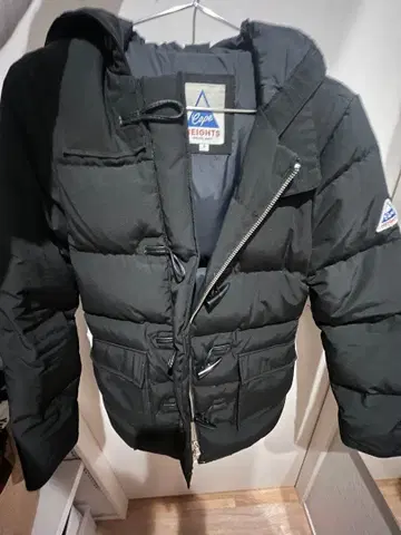 Cape Heights 블랙 다운 자켓 S